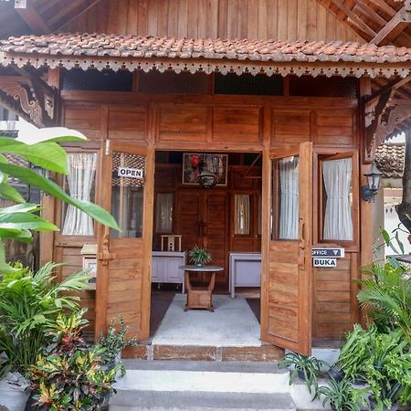 Reddoorz Syariah Near Plengkung Gading 2 Hotel Yogyakarta Exterior foto