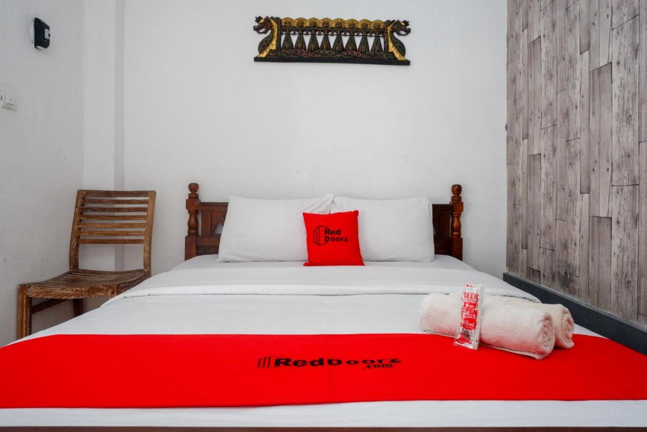 Reddoorz Syariah Near Plengkung Gading 2 Hotel Yogyakarta Exterior foto