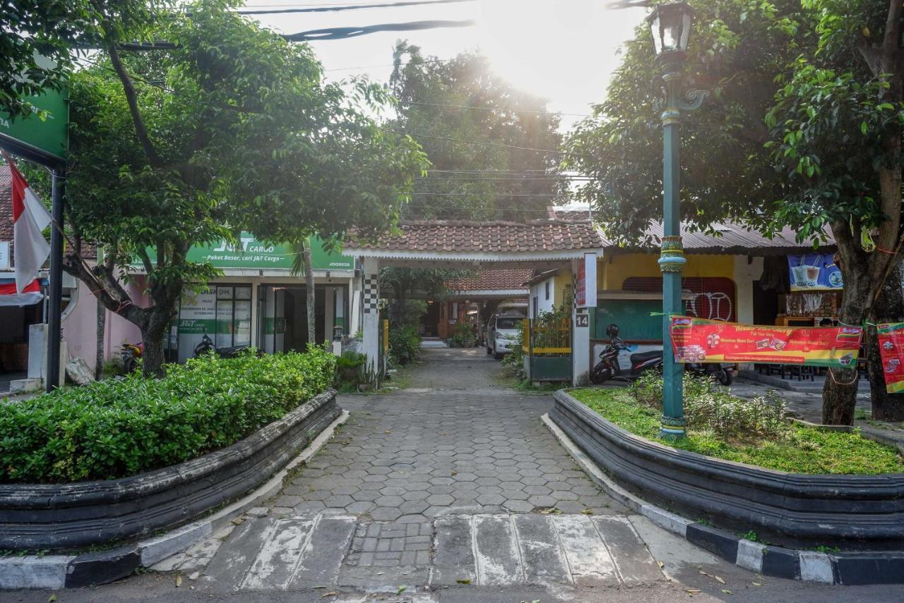 Reddoorz Syariah Near Plengkung Gading 2 Hotel Yogyakarta Exterior foto