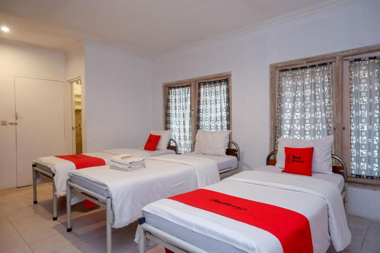 Reddoorz Syariah Near Plengkung Gading 2 Hotel Yogyakarta Exterior foto