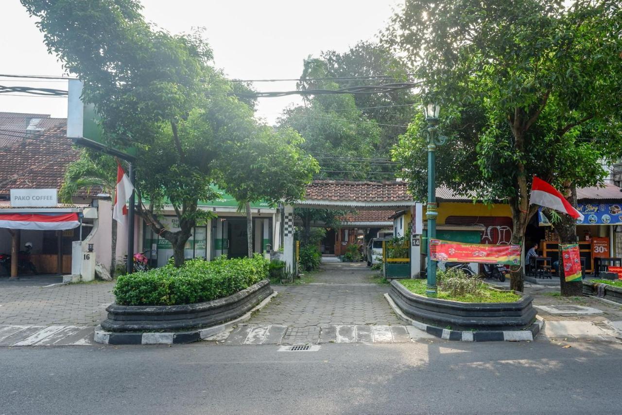 Reddoorz Syariah Near Plengkung Gading 2 Hotel Yogyakarta Exterior foto