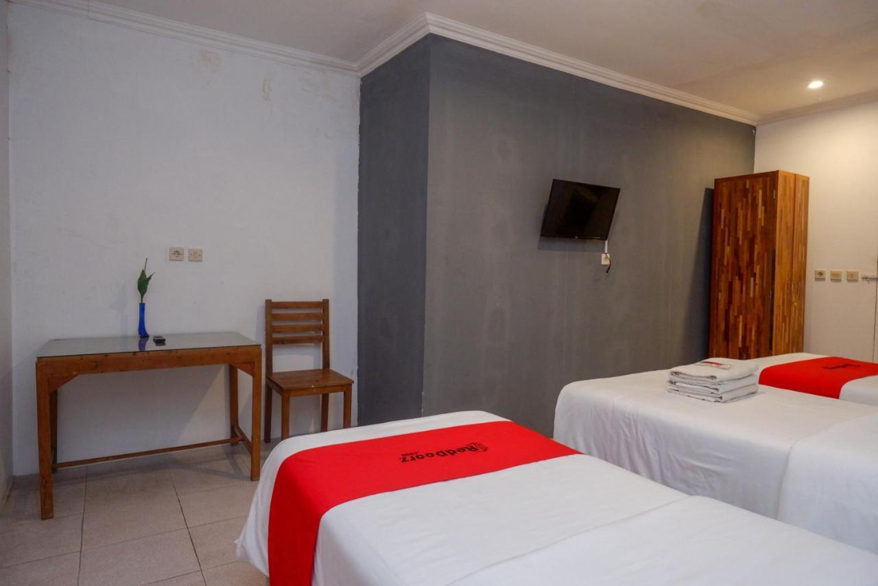 Reddoorz Syariah Near Plengkung Gading 2 Hotel Yogyakarta Exterior foto