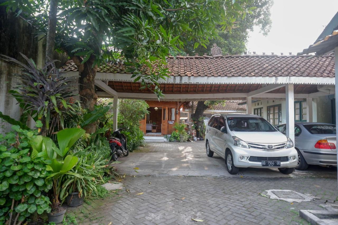 Reddoorz Syariah Near Plengkung Gading 2 Hotel Yogyakarta Exterior foto